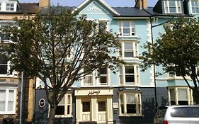 Harry'S Hotel & Restaurant